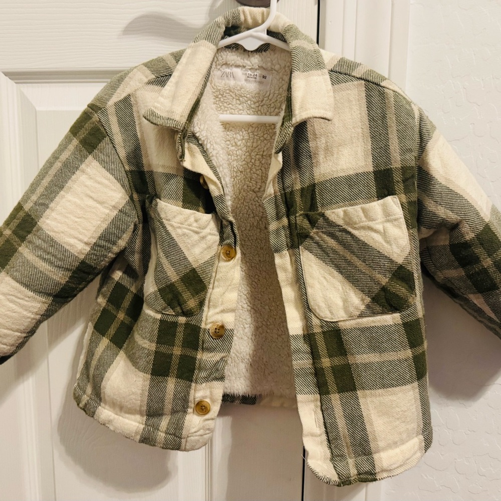 Zara Kids Green and Cream Plaid Fleece-Lined Flannel Jacket